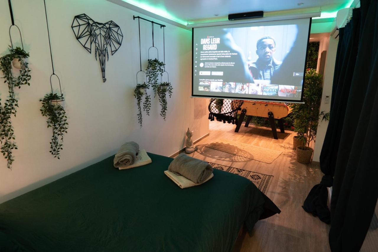 Capsule Thailande I Sauna I Balneo I Console I Jeux En Bois I Cinema I Cour Interieure Trith-Saint-Leger Buitenkant foto