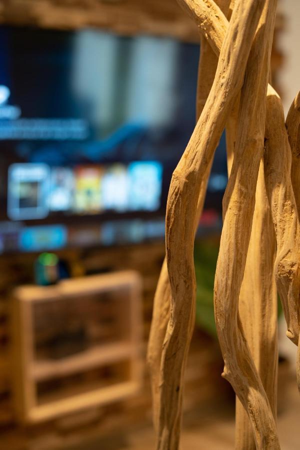 Capsule Thailande I Sauna I Balneo I Console I Jeux En Bois I Cinema I Cour Interieure Trith-Saint-Leger Buitenkant foto